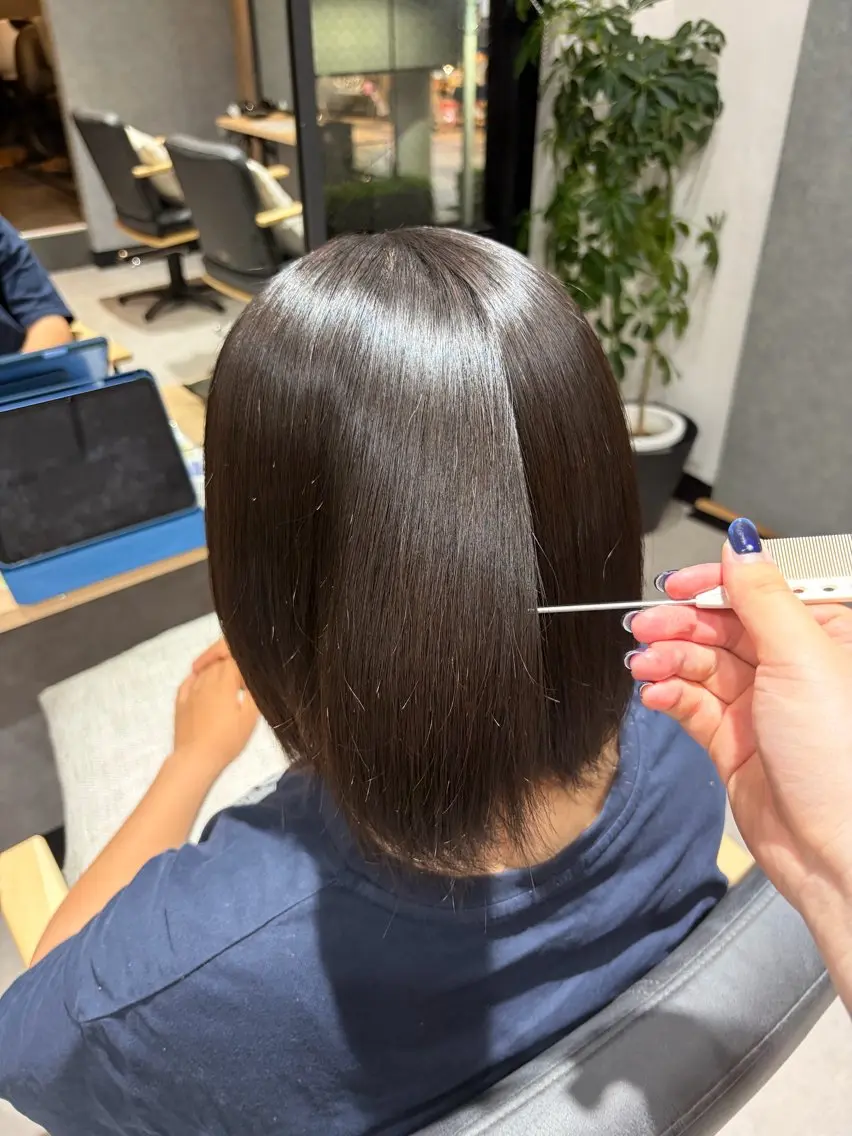 毛先整えカット（毛先3cm以内）＋ツヤツヤストレート✨️＋Tr🫧の写真