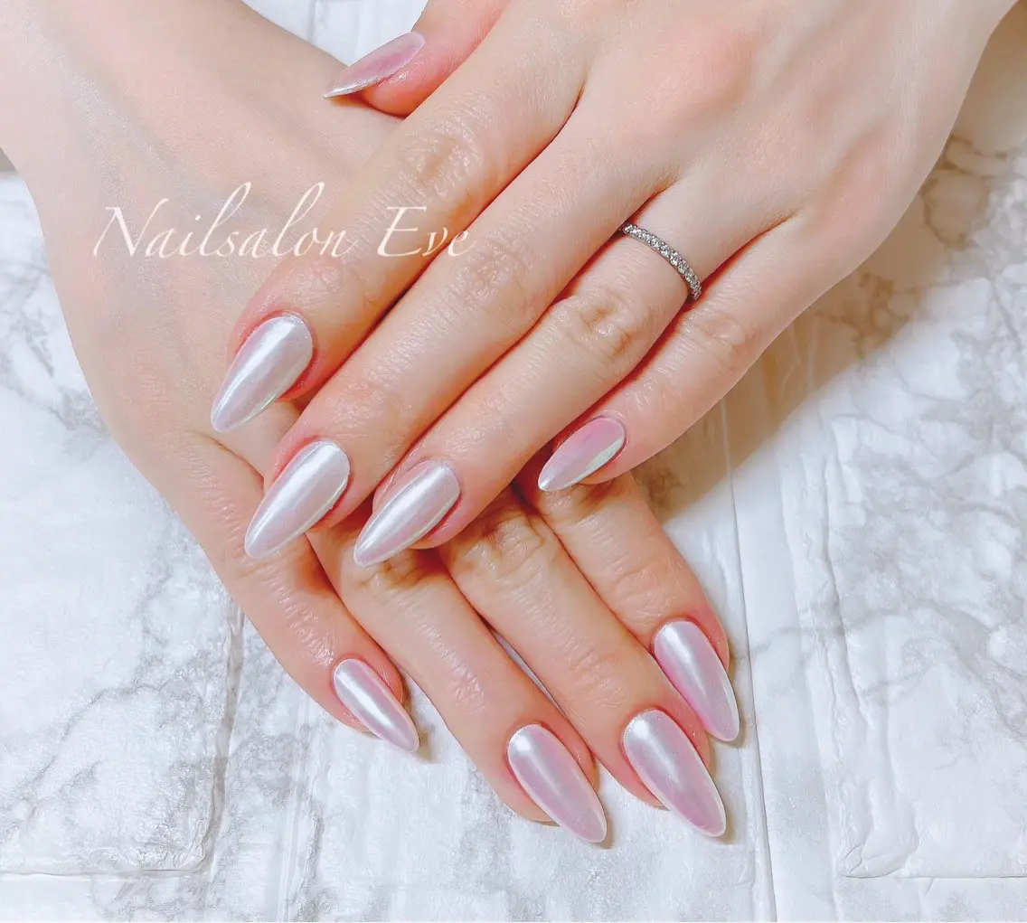 ネイル ミラーネイル ワンカラーネイル Nailsalon Eve（イヴ）のネイルデザイン