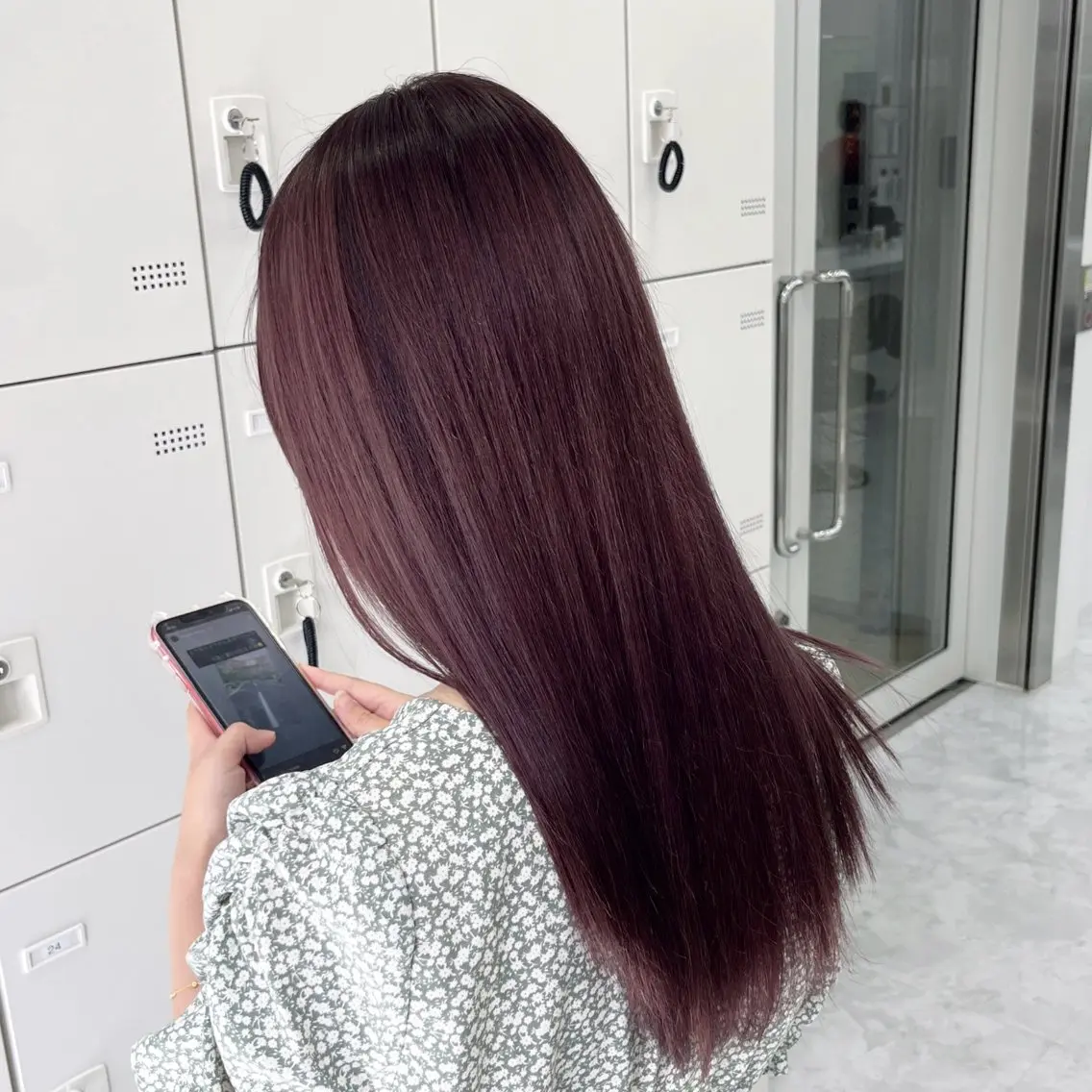 セミロング カラー ブリーチ ブルーカラー ブルーラベンダー ディープパープル デザインカラー ヘアカラー トリートメント 天神/ケアブリーチ/ 髪質改善/上質艶髪のヘアスタイル