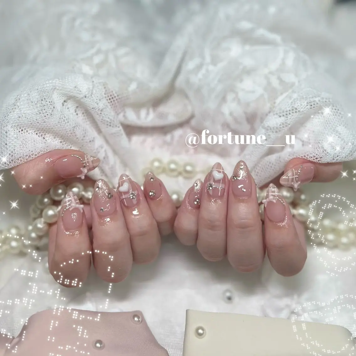 ネイル ガーリー 韓国ネイル ワンホンネイル ハンドネイル 💜✩.* Yuuna💜のネイルデザイン