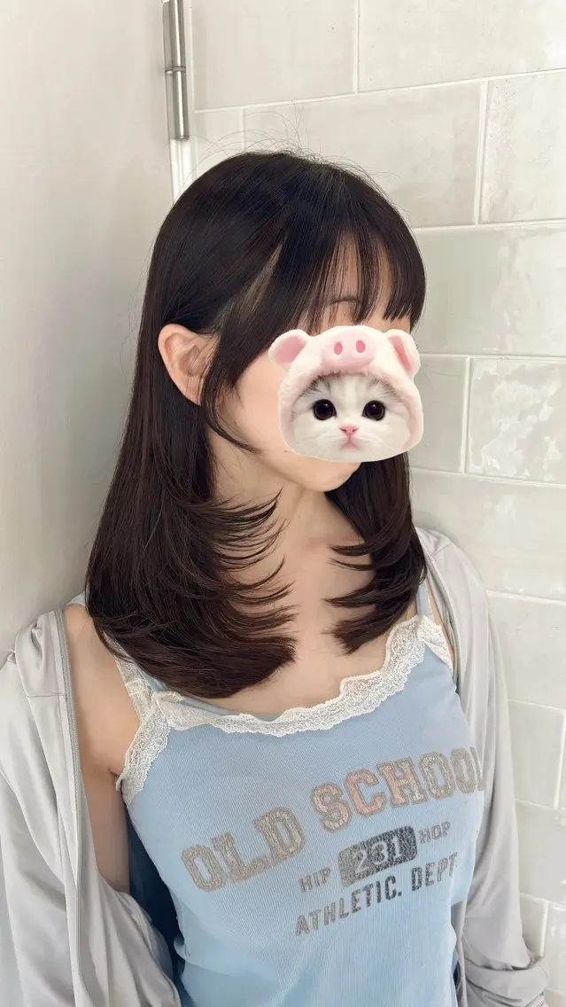 ロング 韓国風ヘア レイヤーカット カット kana🎀 韓国風透明感カラーのヘアスタイル