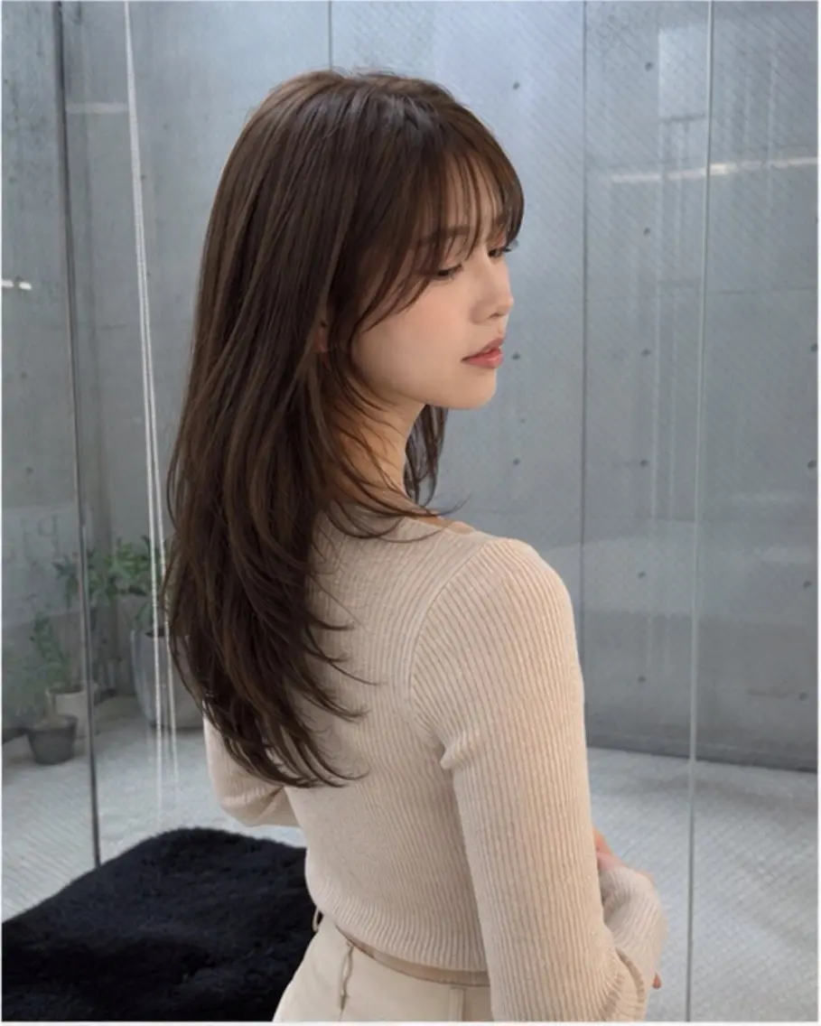 ロング ハッシュカット 韓国風ヘア レイヤーカット トリートメント カット ヘアカラー pia 薬院のヘアスタイル