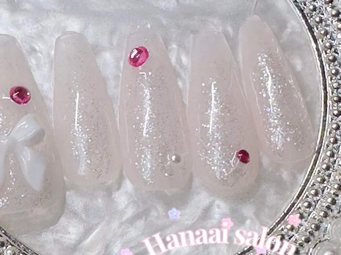 ミディアム Hanaai Salon新宿店のネイルデザイン