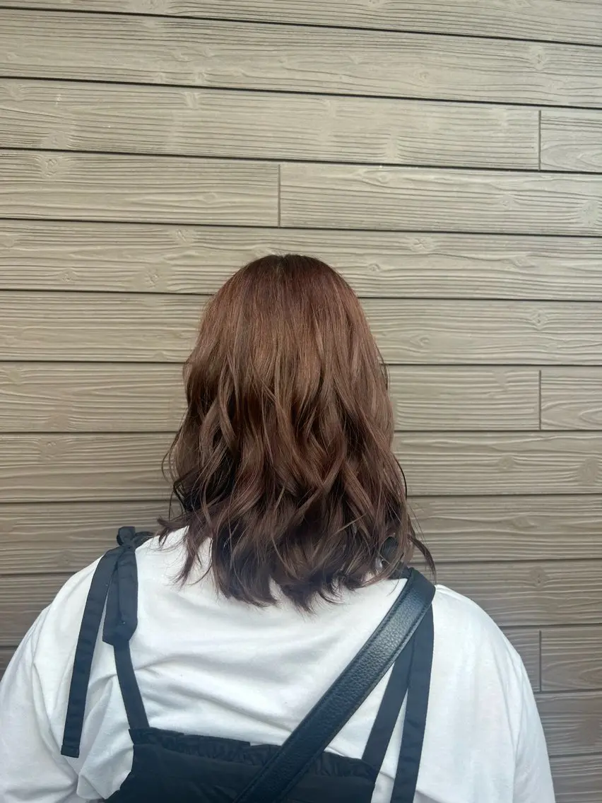 ミディアム カラー ヘアアレンジ 🤍 minaのヘアスタイル
