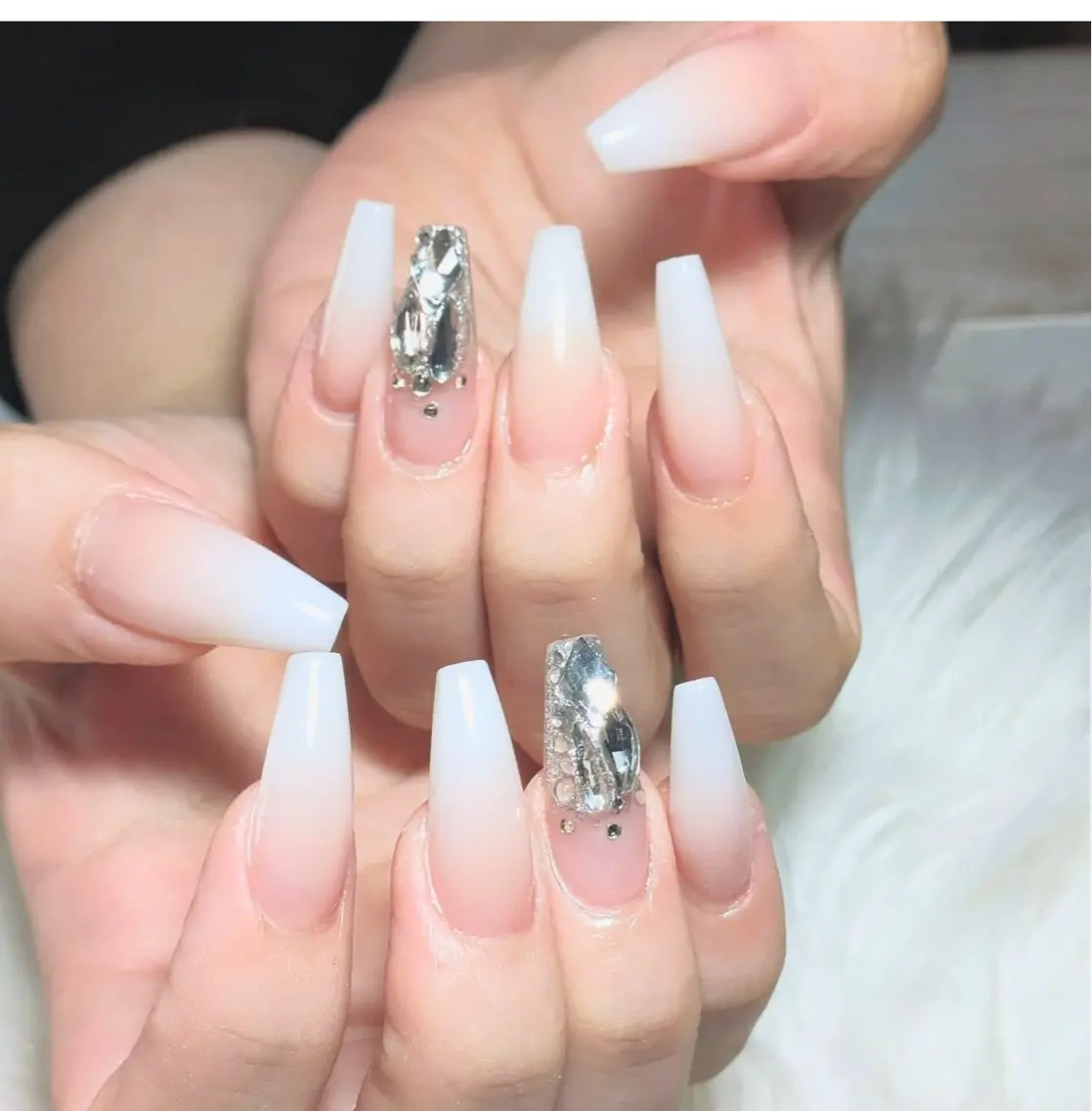 ネイル ジェルネイル 韓国ネイル マグネットネイル ネイルチップ 冬ネイル Lenie Nail Salonのネイルデザイン