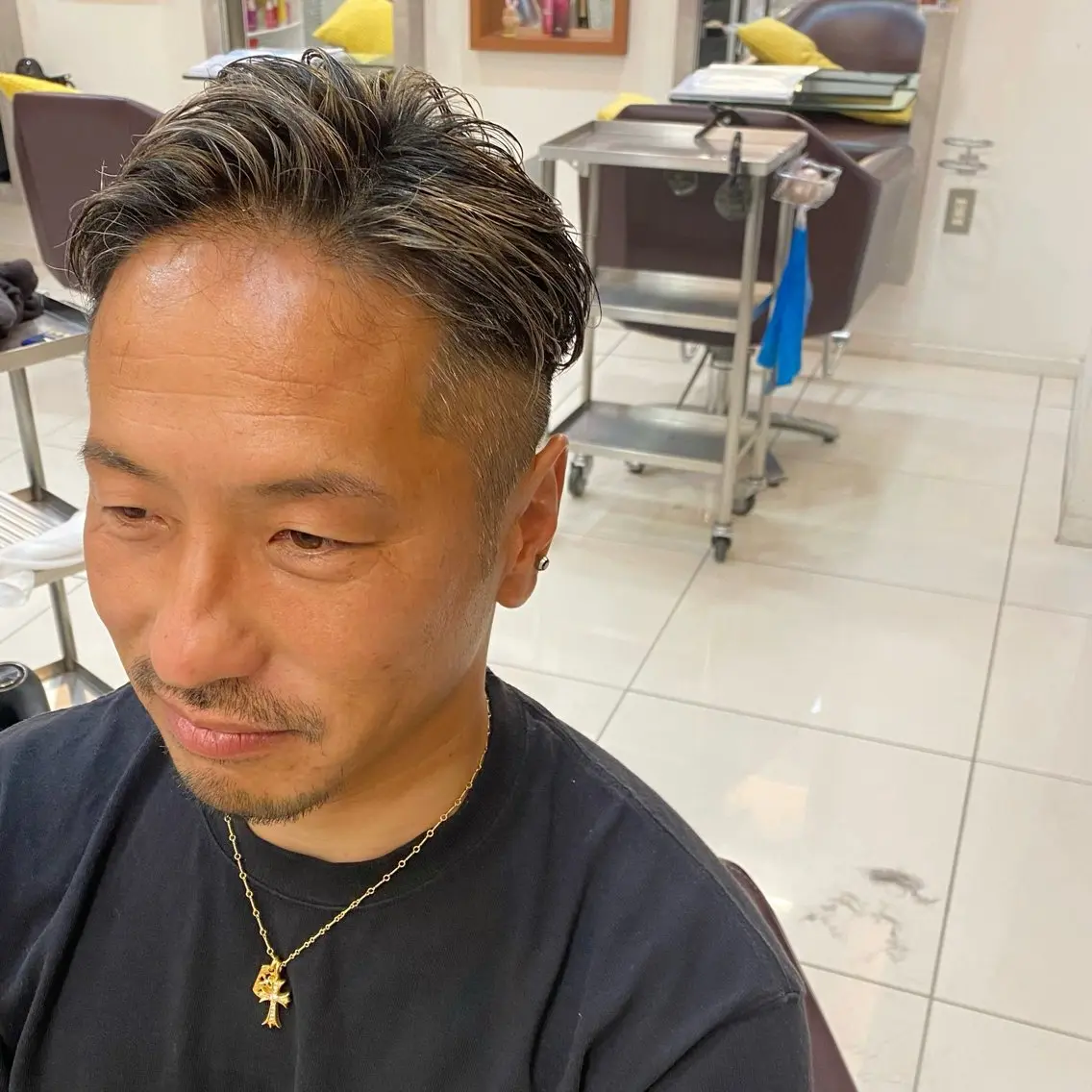 メンズ メンズハイライト 林 莉瑠のヘアスタイル