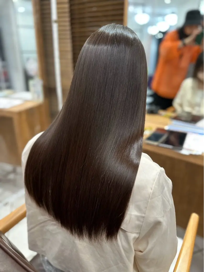 カラー 同前 碧のヘアスタイル