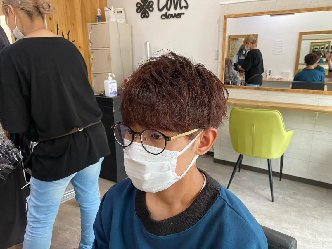 ショート カラー メンズ メンズ韓国風 韓国マッシュ マッシュ ブラウンカラー レッドカラー ハイトーン&透明感 カラー☘️片山優陽のヘアスタイル