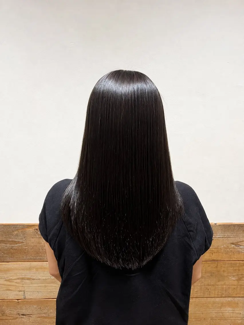 ロング レイヤーカット カット ヘアカラー 林 彩香のヘアスタイル