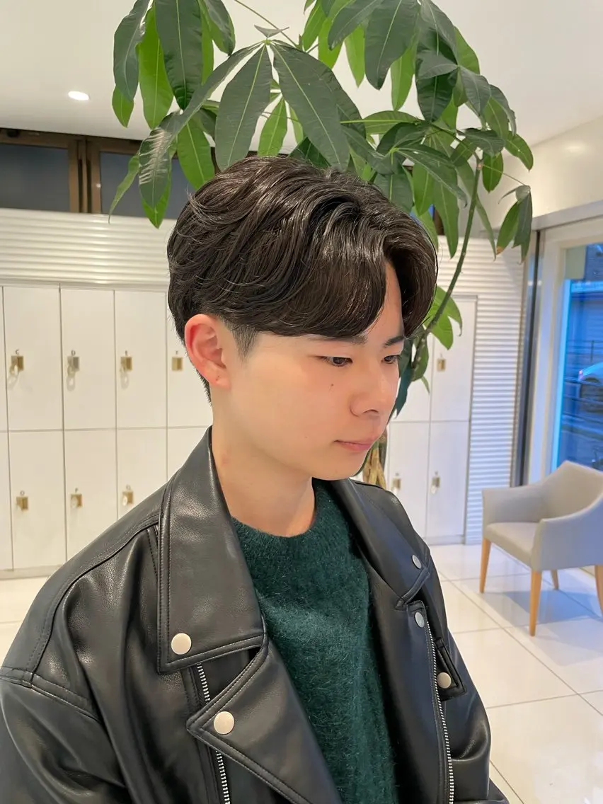 ショート パーマ メンズ カルマパーマ メンズパーマ カット パーマ 樋笠 知佳のヘアスタイル