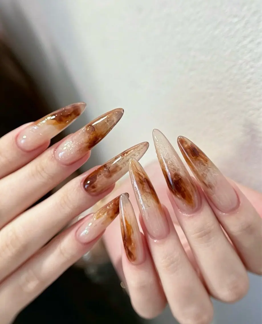 ネイル フレンチネイル ラメ(グリッター) ラメグラデーション マグネットネイル 持ち込み Unicorn Nail原宿表参道のネイルデザイン