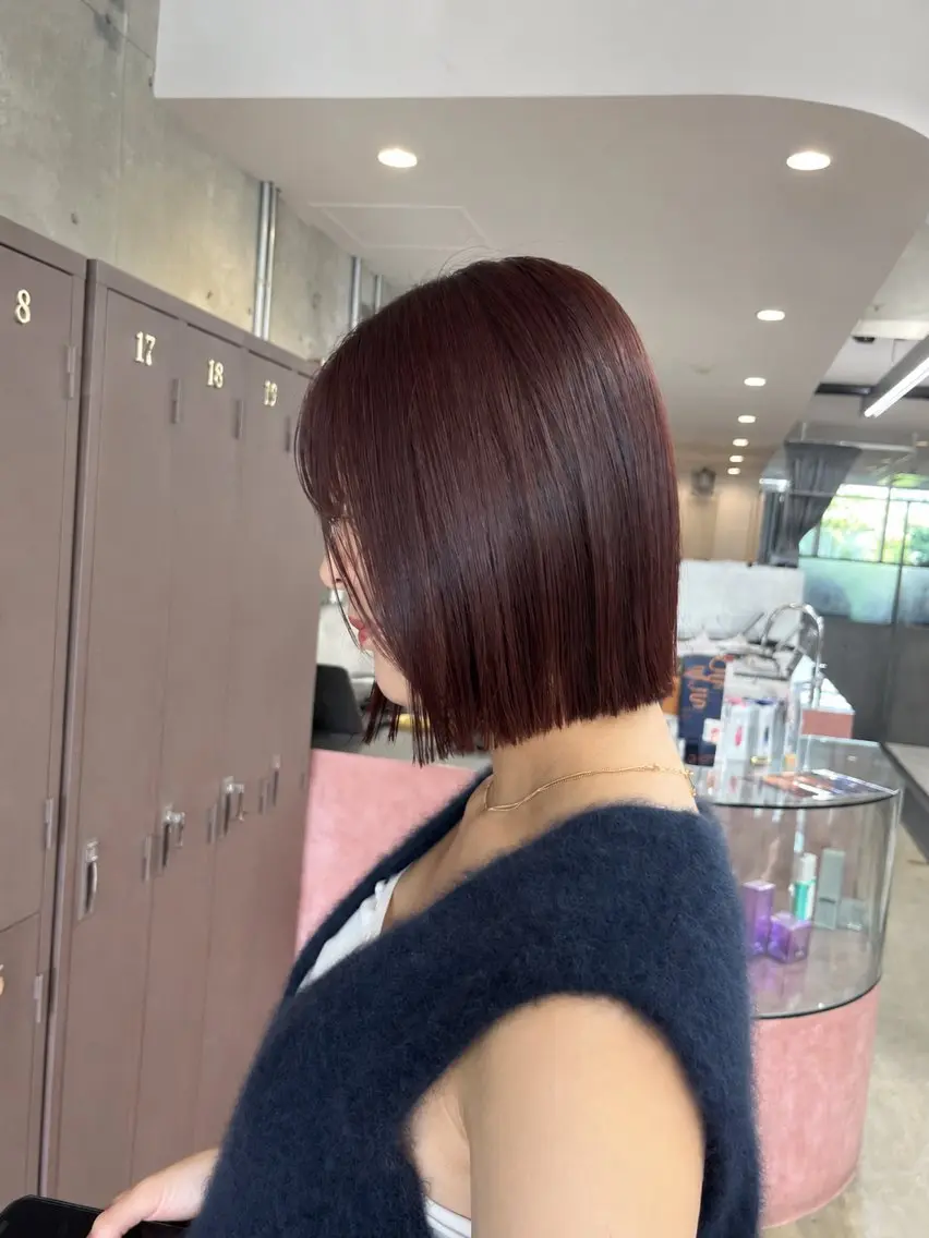 ミディアム カラー レッドカラー カット ヘアカラー 小木曽智美 /ボブ/ショートのヘアスタイル