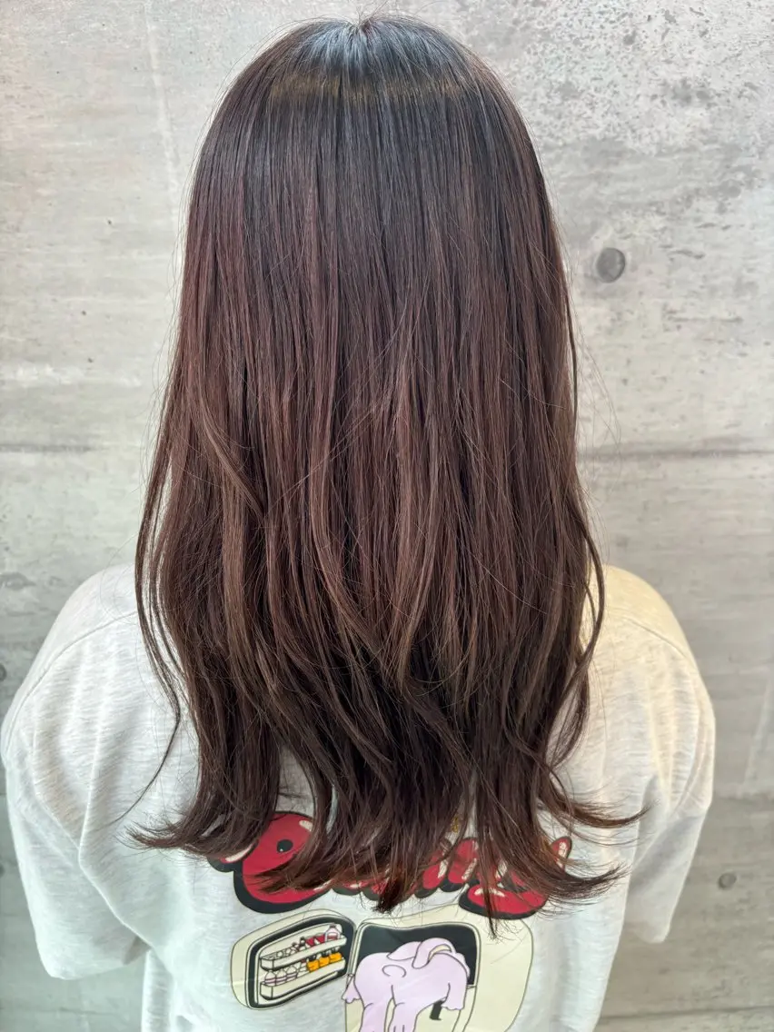ロング カラー ブラウンカラー 中里 恵梨のヘアスタイル