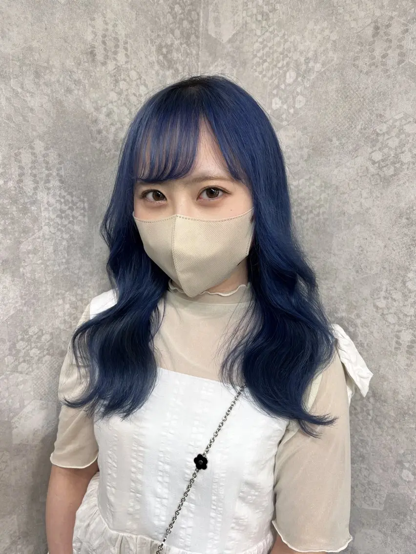 セミロング カラー ヘアアレンジ ヘアカラー トリートメント ヘアセット 韓国レイヤーカット/ 儚げカラーチナツのヘアスタイル