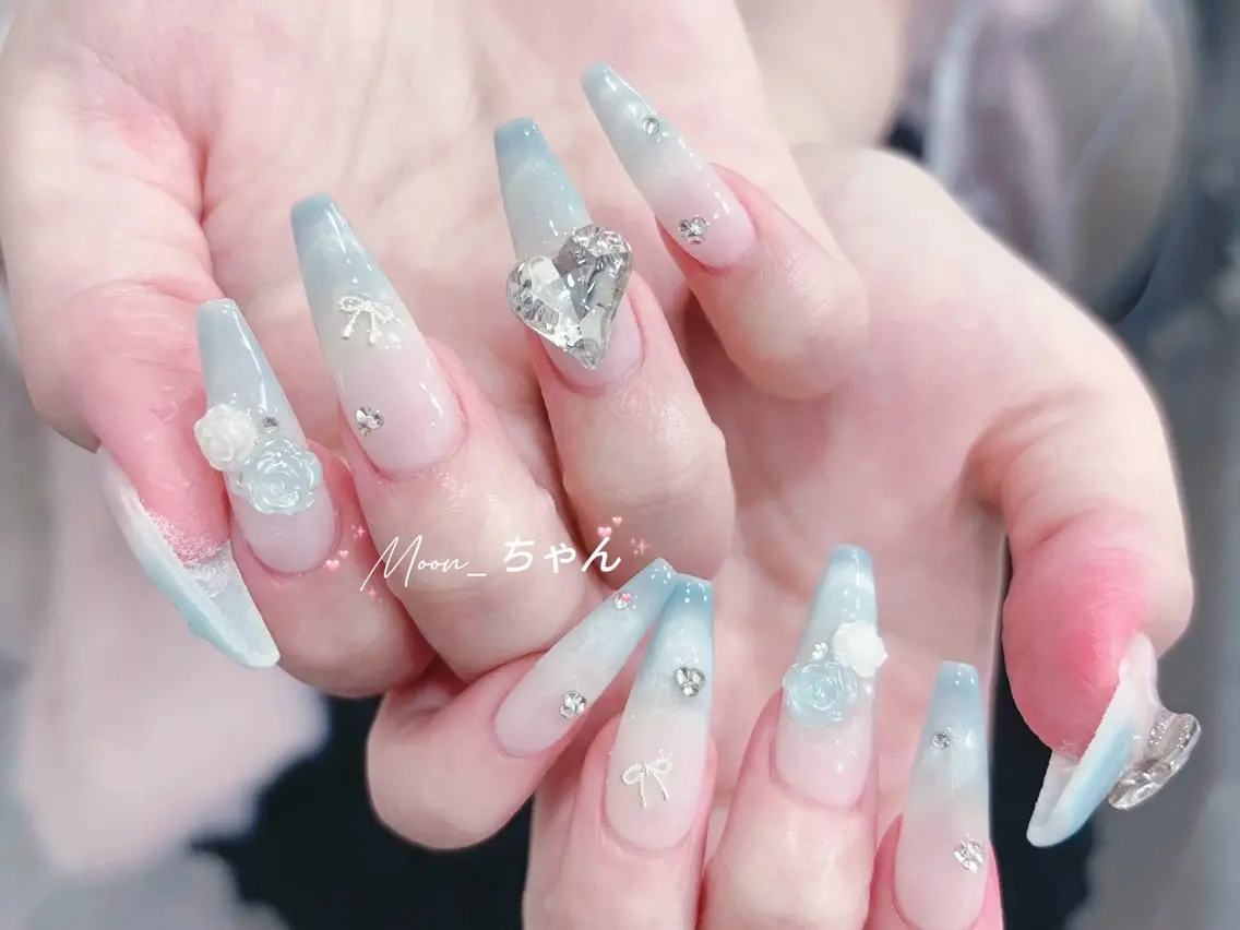 ネイル 成人式 大理石ネイル(マーブル) 持ち込み ネイルチップ 冬ネイル ハンドネイル MoMoA Nail ネイル長さ出し専門店のネイルデザイン