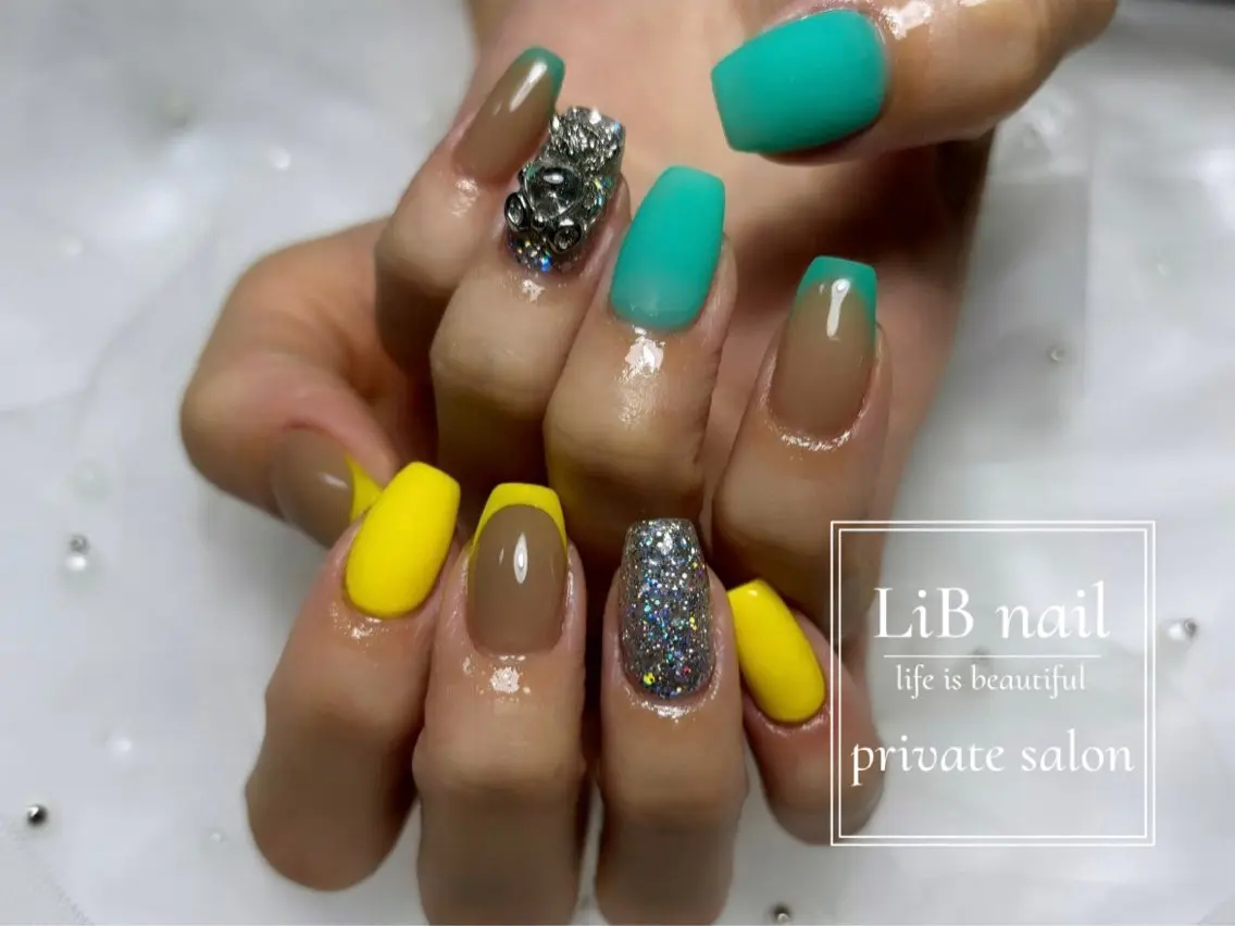 ネイル ハンドネイル LiB nailのネイルデザイン