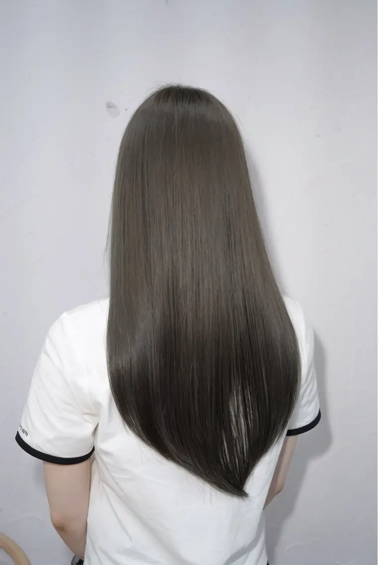ロング カラー グレージュ シアーグレージュ トリートメント ヘアカラー トリートメント ブリーチなし透明感 カラー/チサト🌿のヘアスタイル