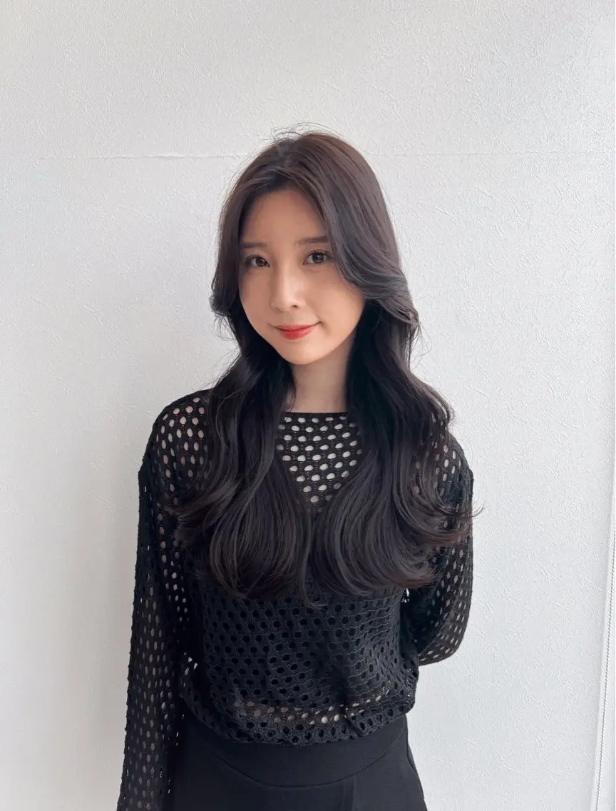 ロング カット ヘアカラー トリートメント 恵比寿韓国レイヤー× 艶透明感カラー大場のヘアスタイル