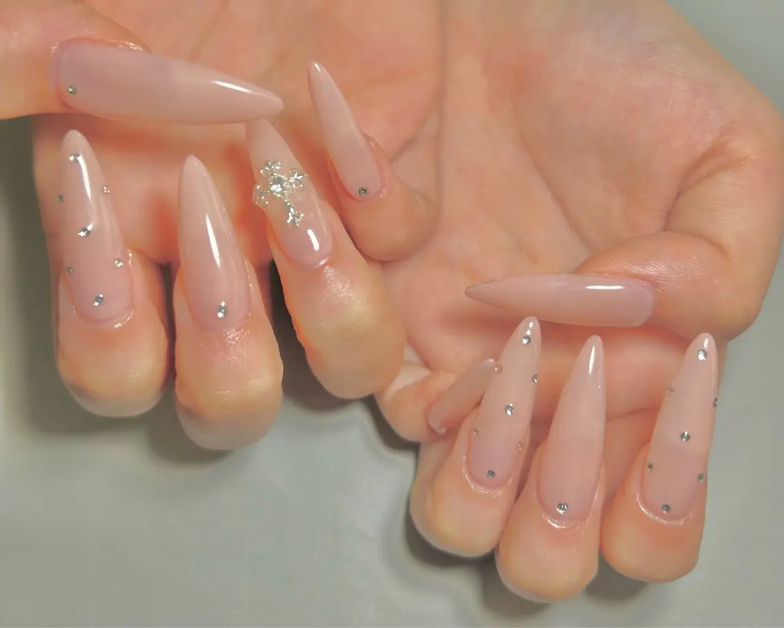 ネイル ハンドネイル Liennail 持込デザインやり放題のネイルデザイン
