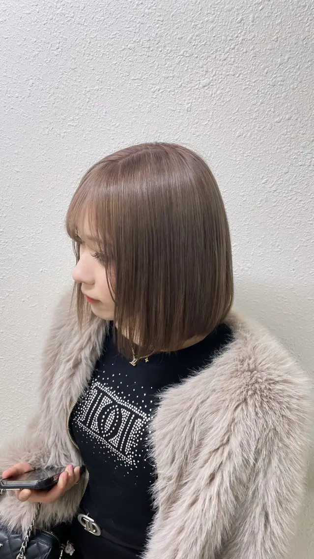 【🚨🉐】ボブカット＆ロング×うる艶トリートメントの写真