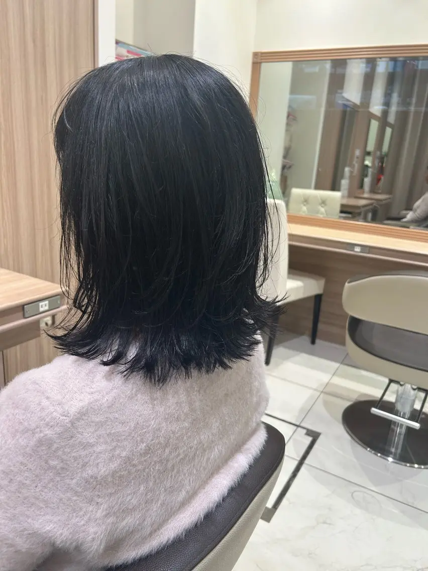 セミロング くびれヘア ウルフカット モデル募集中 松原京のヘアスタイル