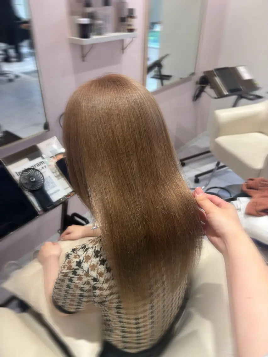 カラー ハイトーンカラー ヘアカラー ブリーチカラー/茨木 𝙨𝙖𝙠𝙞🎀のヘアスタイル