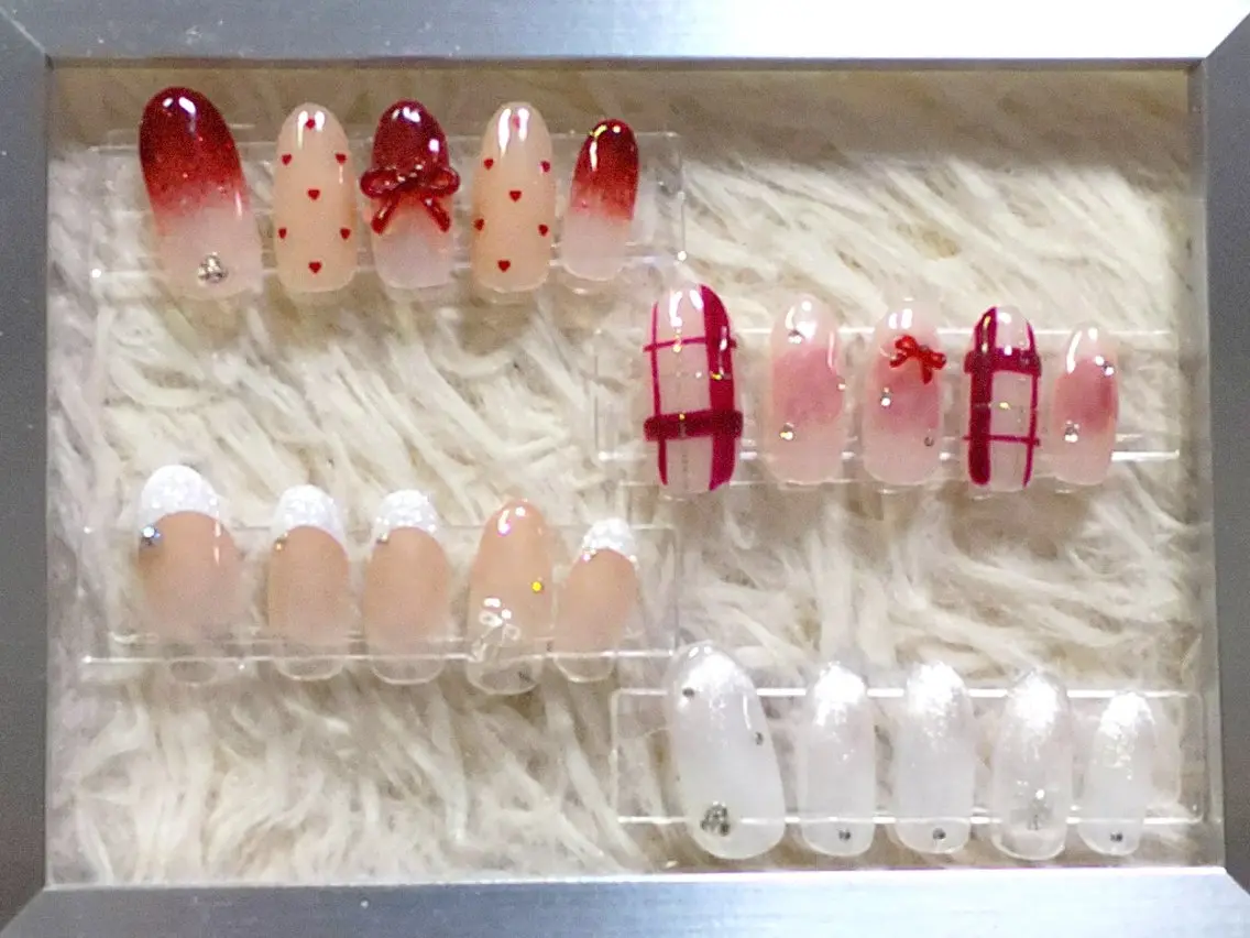 ネイル 冬ネイル クリスマス 最終受付23時半 benny nailのネイルデザイン