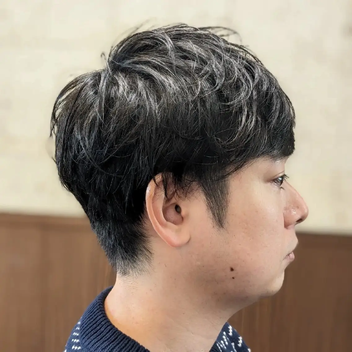 ショート メンズ マッシュ カット 岡野 善也のヘアスタイル