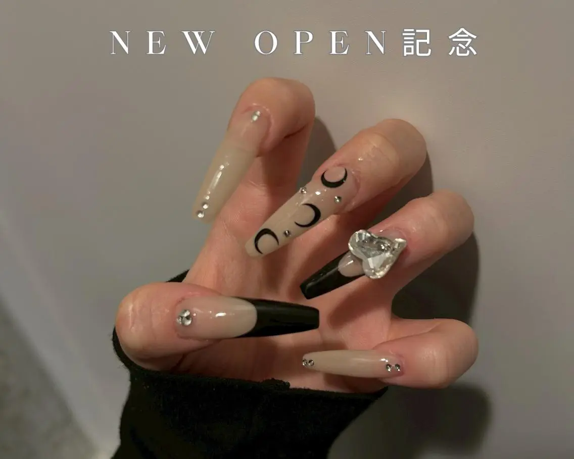 ネイル オーロラネイル ボルドー クリアネイル ドット フラッシュネイル ハンドネイル melt./Ono ガーリー/ワンホンのネイルデザイン