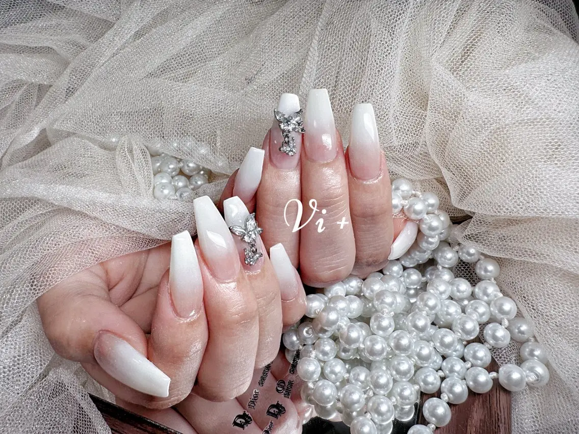 ネイル ハンドネイル ✨Nailsalon Vi+✨のネイルデザイン