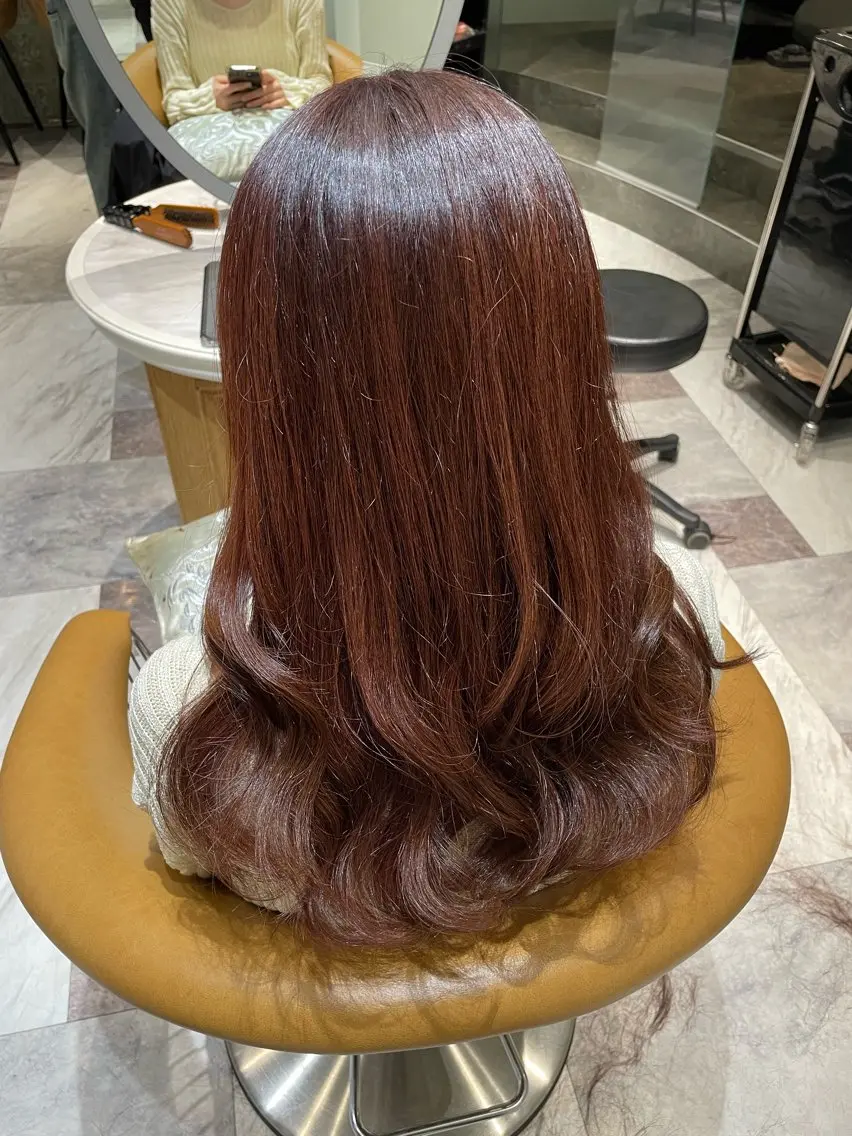 ミディアム カラー ベージュカラー 黒髪 ブリーチ ブルーカラー ブルーブラック ヘアカラー トリートメント 木屋元一/透明感 /前髪/レイヤーのヘアスタイル