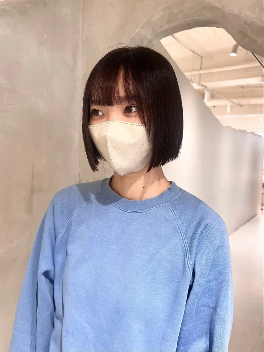 ミディアム カラー 切りっぱなしボブ ボブ カット ヘアカラー トリートメント 切りっぱなしボブ/ 艶カラー/綾莉のヘアスタイル