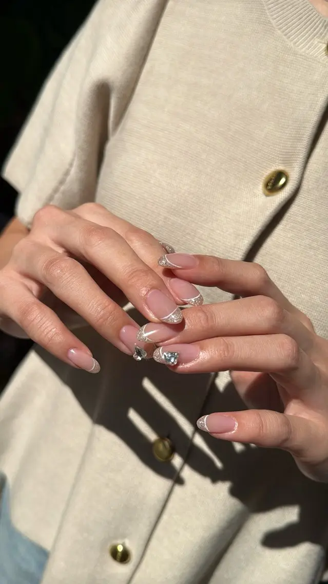 ネイル フラッシュネイル フラッシュマグ フットネイル フレンチネイル 韓国ネイル ハンドネイル SAKU nail 作島茜のネイルデザイン