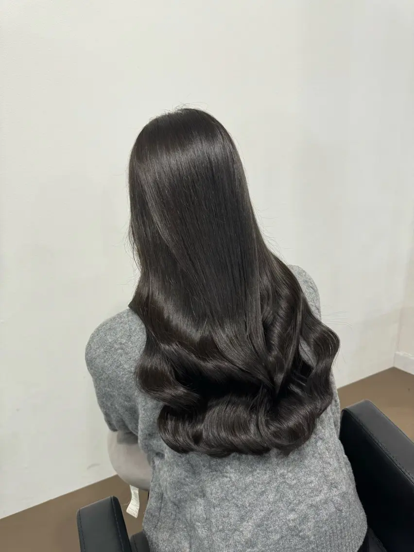 ロング ヘアカラー トリートメント 川元 春奈のヘアスタイル