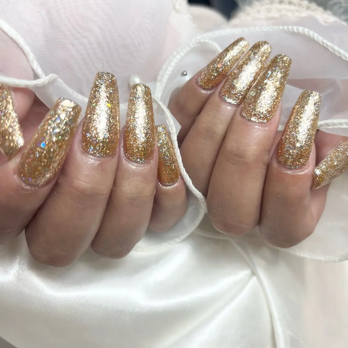 ネイル ゴールド ラメ(グリッター) salon de Tiara 碧のネイルデザイン