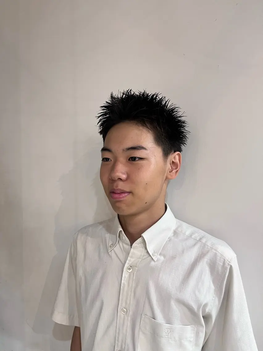 ショート メンズ スパイキーショート ショートヘア トイ ハルトのヘアスタイル