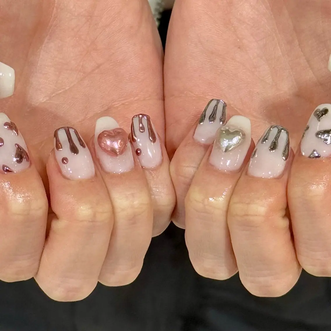 ネイル キラキラネイル ミラーネイル ピンク シルバー Ray nail natsu🎀のネイルデザイン