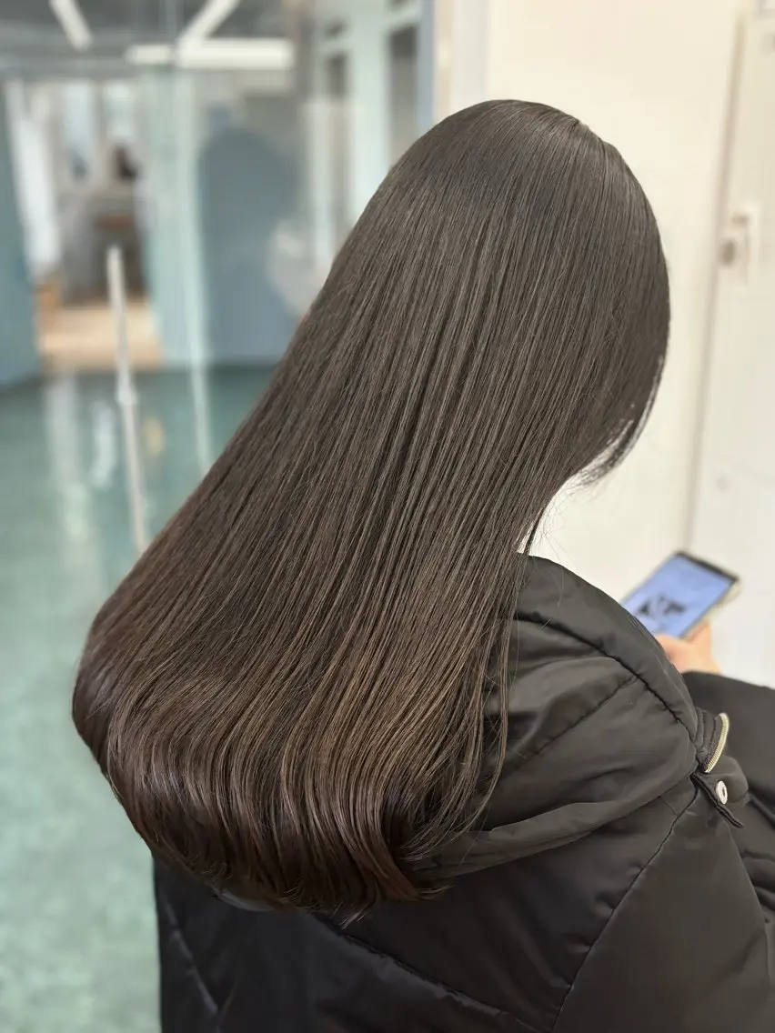 ロング カラー ヘアカラー トリートメント 透明感・暗髪 梅田・増田のヘアスタイル