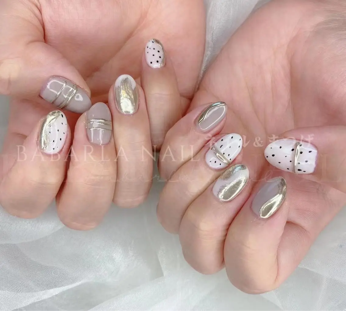 ネイル アートネイル ゴールド Babarla Nailのネイルデザイン
