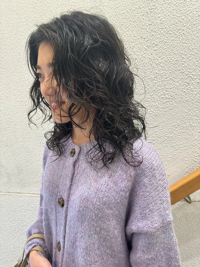 ミディアム パーマ カット パーマ 当日予約🆗✂︎ ウエモト タクのヘアスタイル