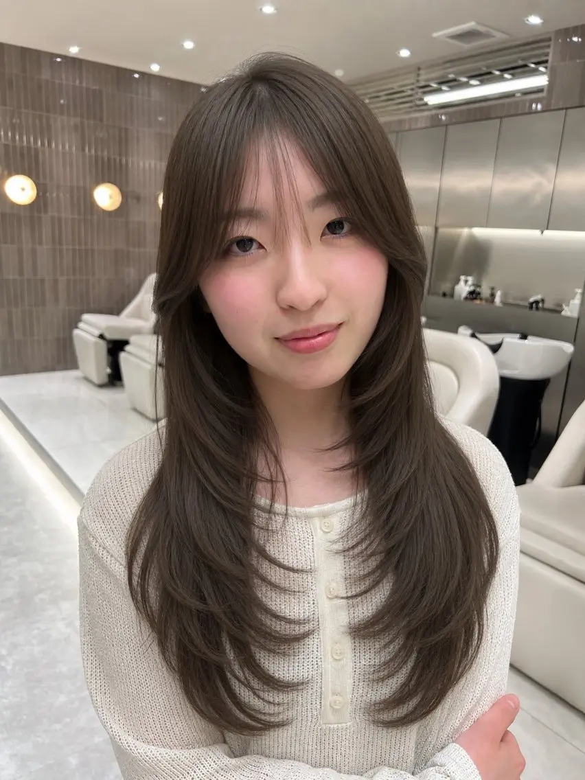 ロング カラー レイヤーカット ヘアカラー トリートメント 福岡天神/さや 当日予約空きありのヘアスタイル