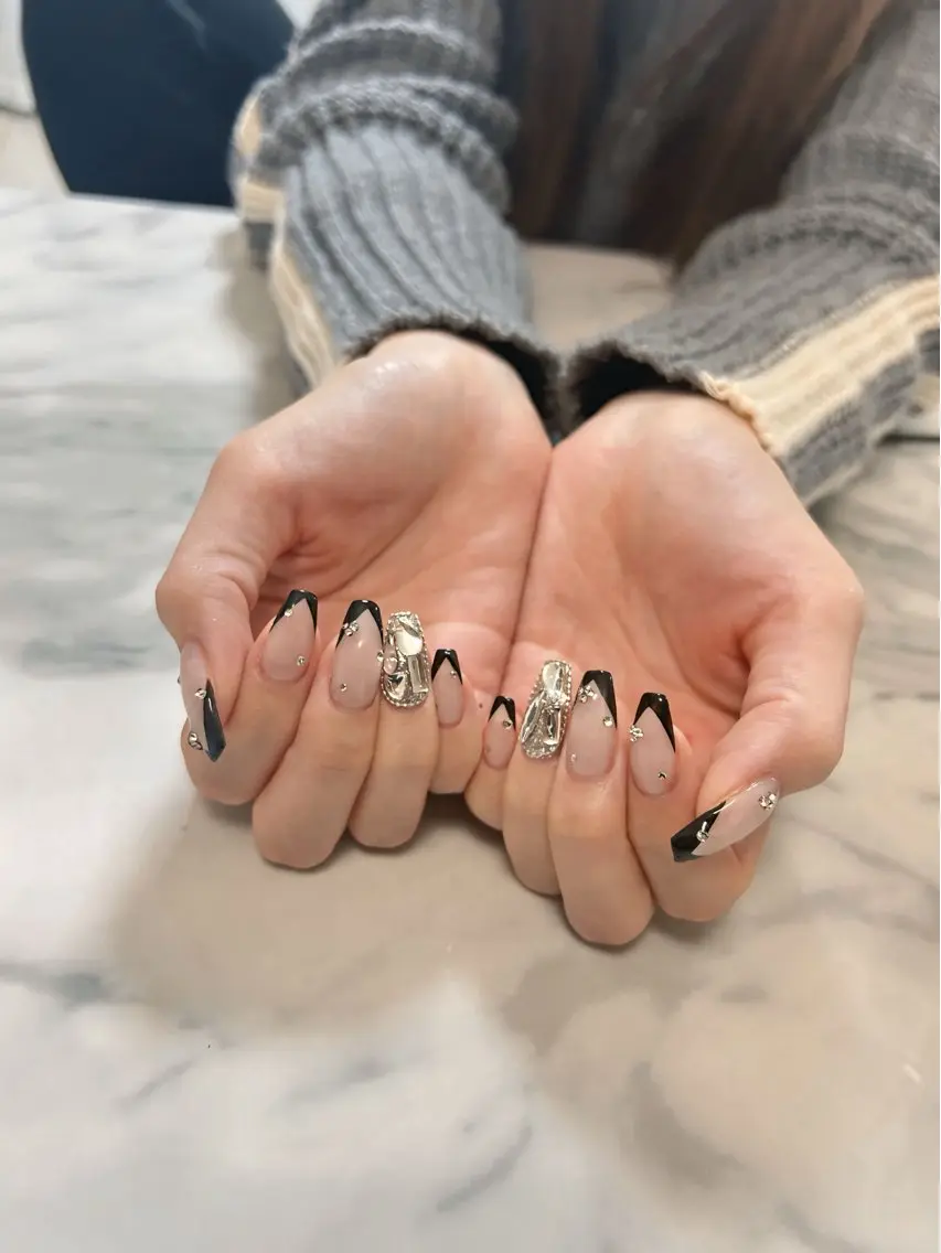 ネイル ハンドネイル nailroom‪ sb‪‪𓈒𓂂𓏸のネイルデザイン