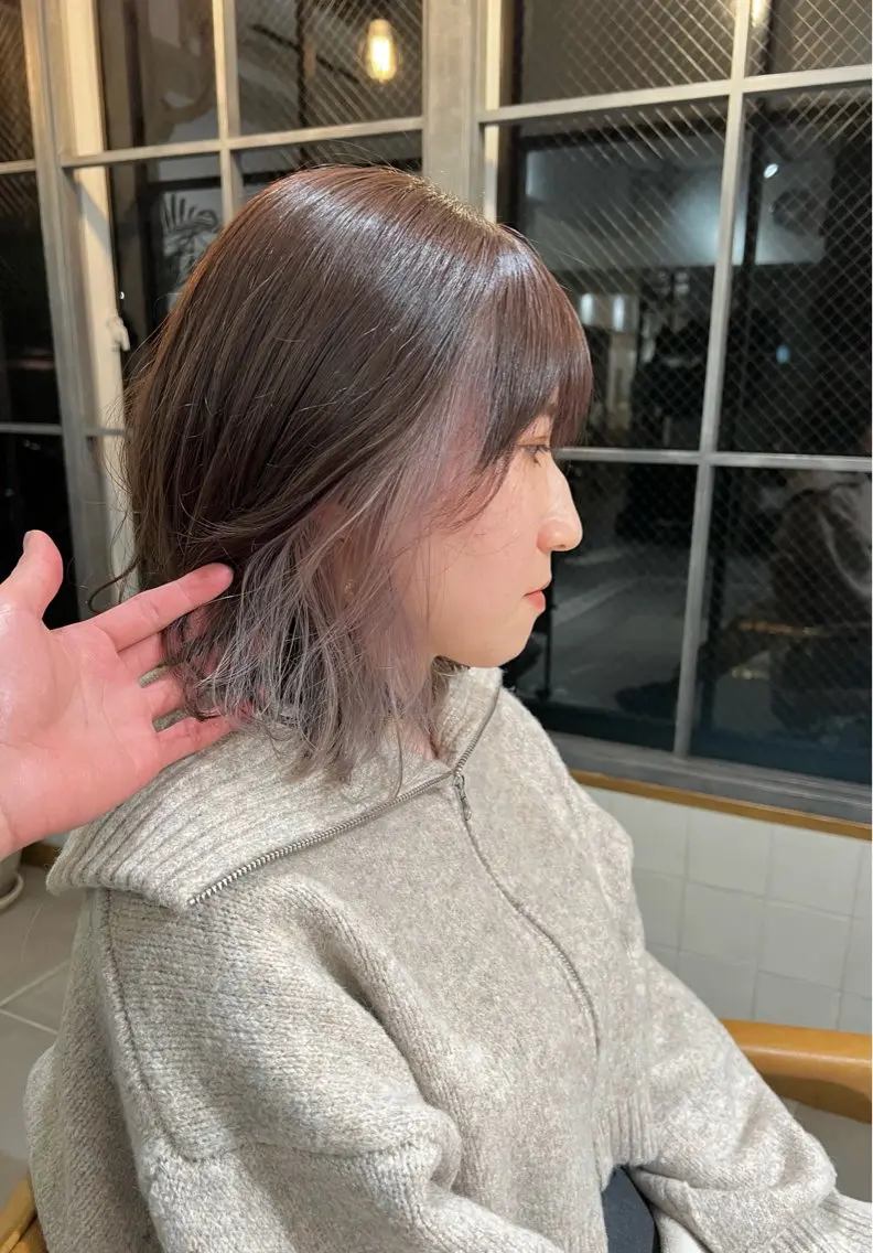 ミディアム 似合わせレイヤー ＆縮毛矯正のヘアスタイル
