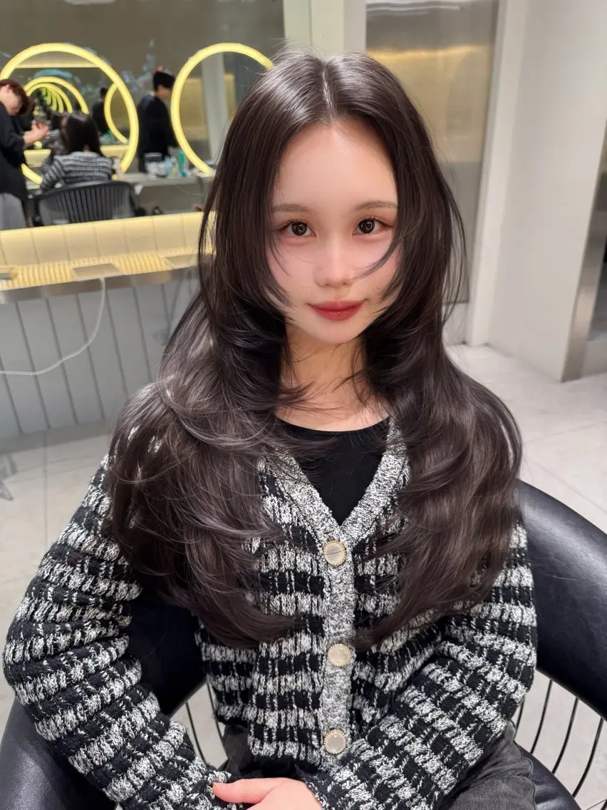 ロング カラー カット ヘアカラー トリートメント レイヤー/縮毛矯正 マスター✨️タケルのヘアスタイル