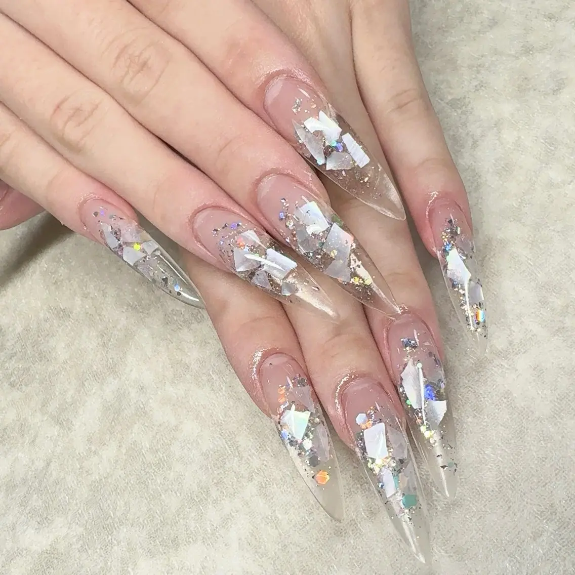 ネイル Leonie Fukaのネイルデザイン