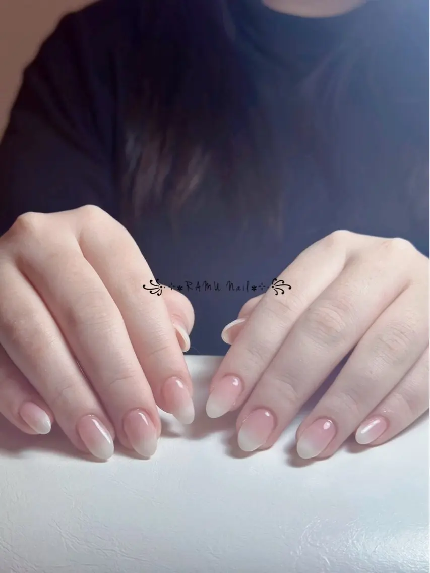 ネイル フレンチネイル 韓国ネイル シンプルネイル ワンホンネイル 冬ネイル ハンドネイル RAMU Nail 恵比寿店のネイルデザイン