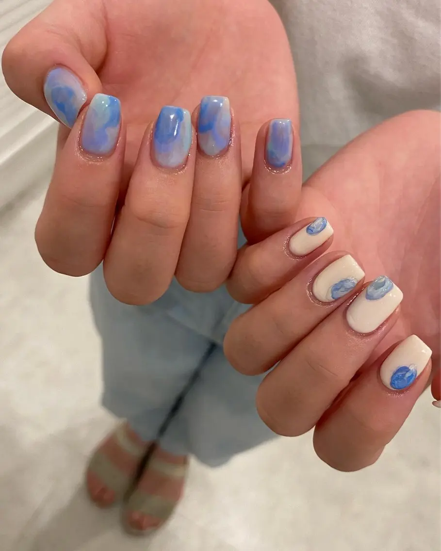 ネイル ブルー ニュアンスネイル ハンドネイル Ann nailのネイルデザイン