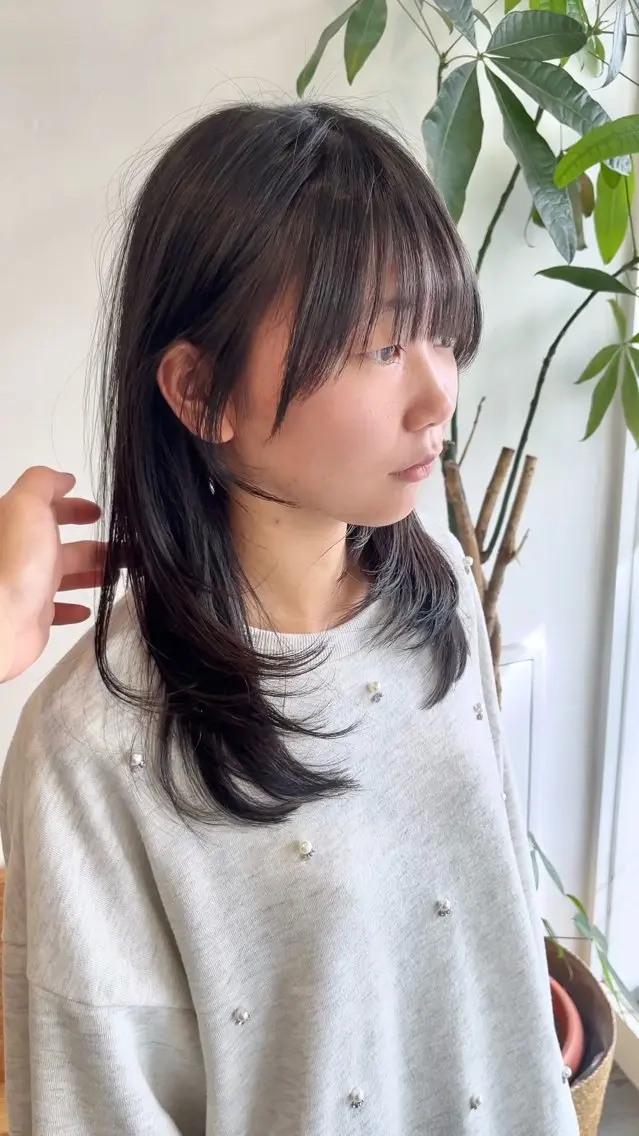 ミディアム カット 大西 れいやのヘアスタイル