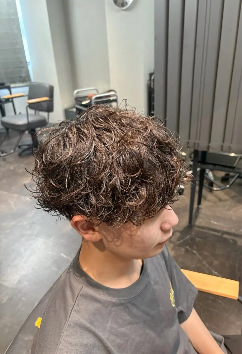 ショート カラー パーマ メンズ カット パーマ 🎧【パーマ師】 SOUMA🎧のヘアスタイル