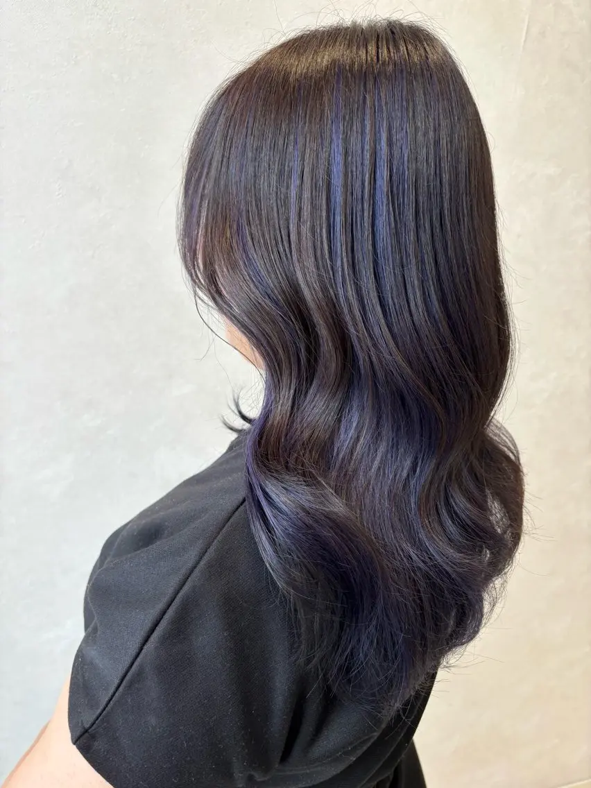 セミロング カラー 石坂 瀬音のヘアスタイル